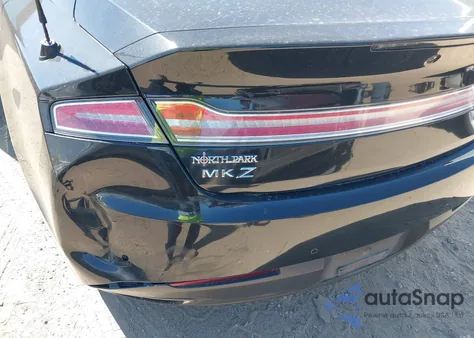 2014 Lincoln Mkz Hybrid z USA, uszkodzony, nr VIN 3LN6L2LU2ER830932